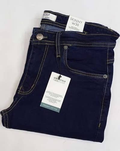 Garments Warehouse Worker Needed