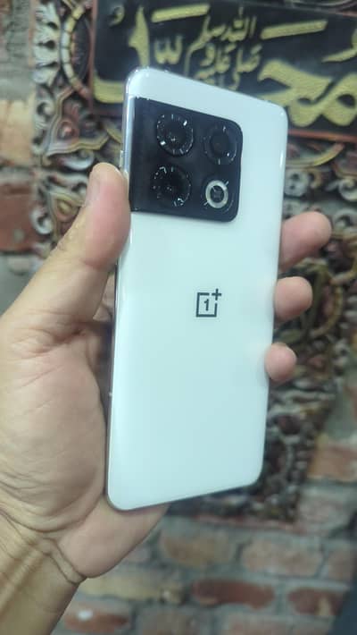 one plus. 10 pro 12/512 panda edition