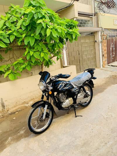 Suzuki GS SE model 2019#0/3/1/7/0/0/2/4/6/2/9