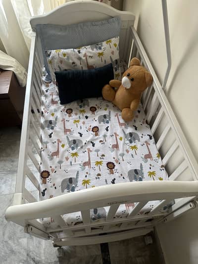 Tinnies New Baby Cot with Mattress, railing cushion, 3 new bedsheets