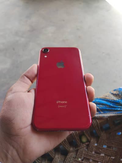 iPhone XR 128GB + Samsung A70 FREE For Hotspot
