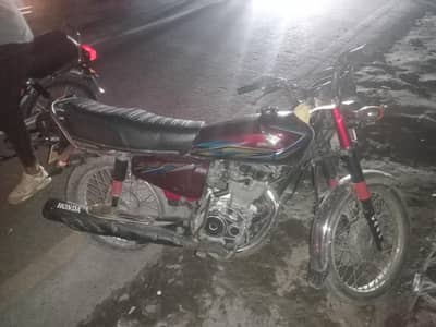 Honda CG 125 2018 model for sale in good condition
