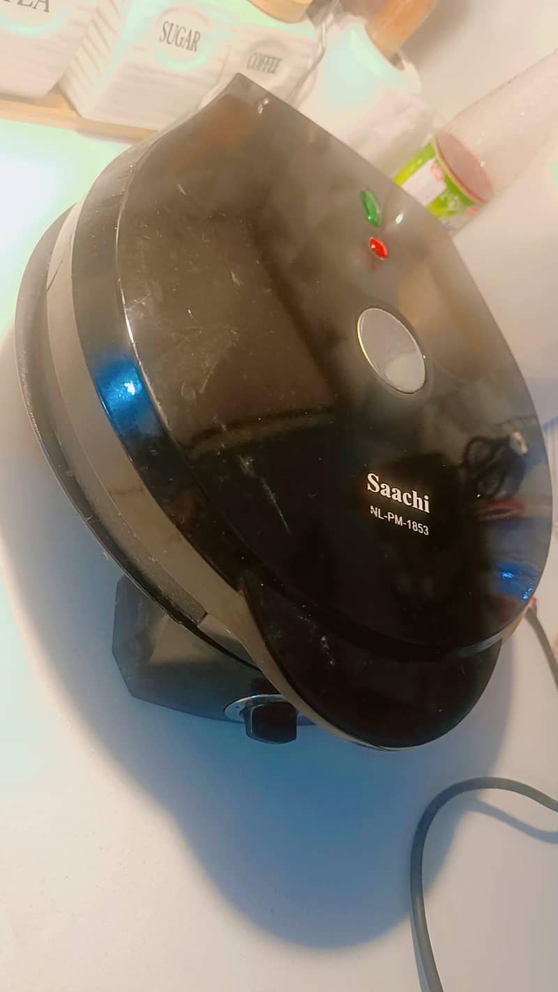 imported pizza maker 2