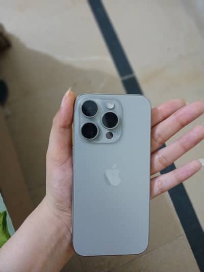 15pro Jv natural titanium