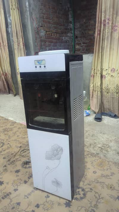 aquaish. water. dispatcher