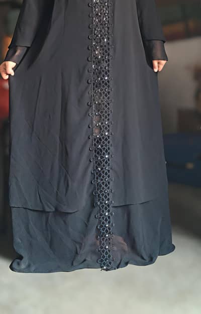 Dubai. open gawn abaya