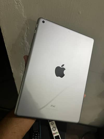 ipad 6th generation 128gb