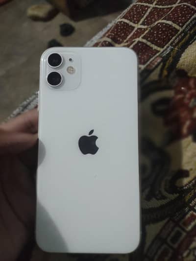 iphone 11 Factory unlocked 128 gb 10/9 condition white color