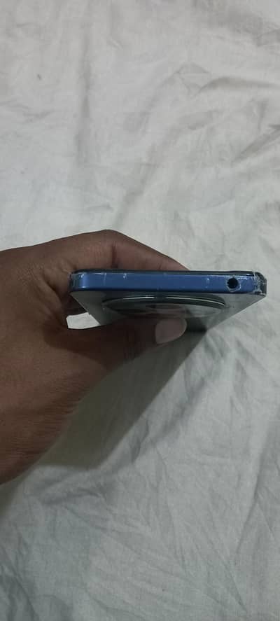 Redmi 14c 6/128 6 months warranty