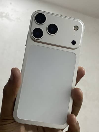 Xr converted in 17 pro max