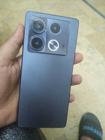 Note 40 8+256 read add plz