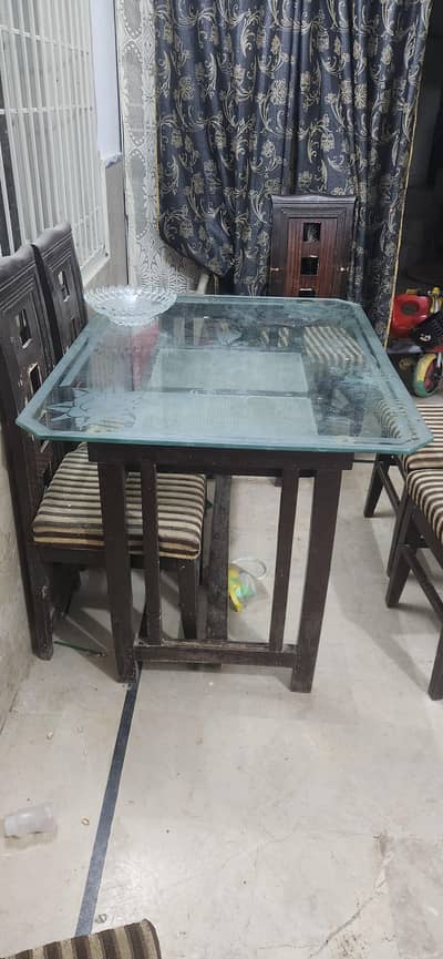 Dining Table with 6 chairs.