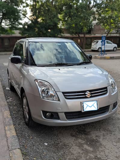 Suzuki Swift DLX 1.3 Navigation