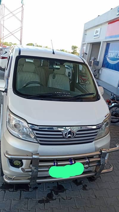 CHANGAN KARVAN Plus2021 FOR SALE TYRE GOOD  Contact No#03156933593