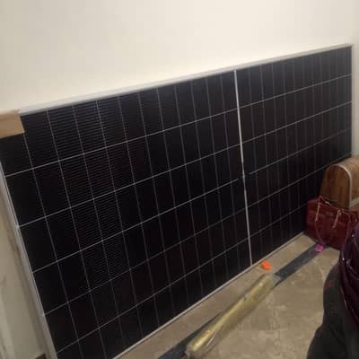 Canadian solar 585 wat