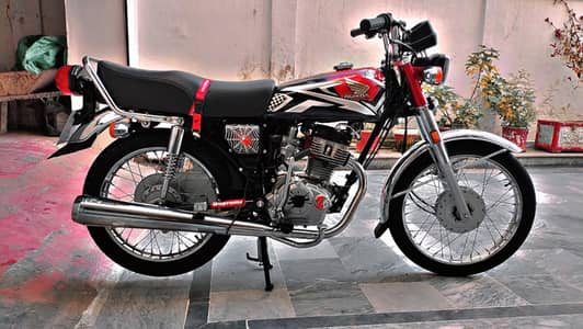 Honda 125 10/10 condition