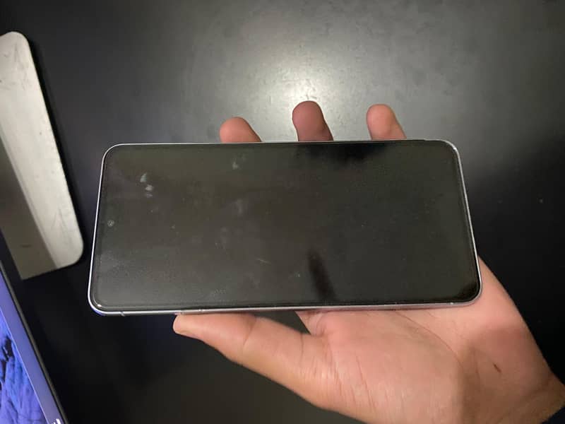 Google Pixel 8 Pro 1