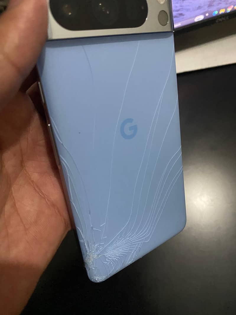 Google Pixel 8 Pro 7