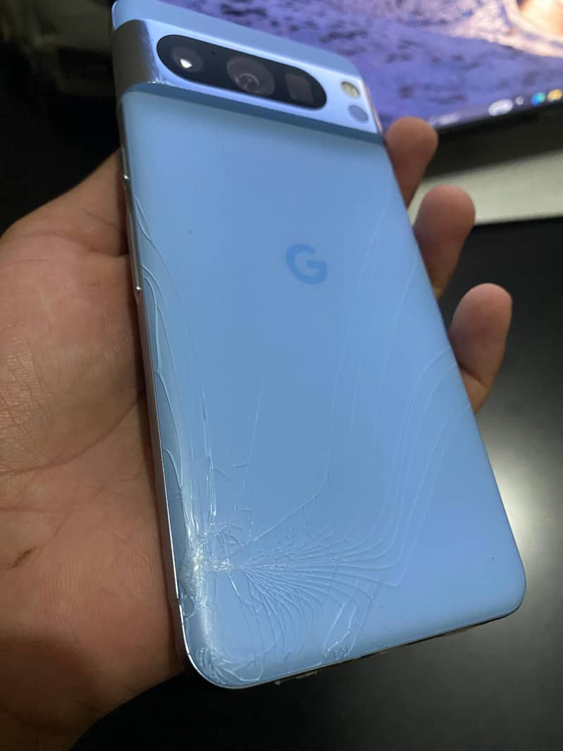 Google Pixel 8 Pro 9