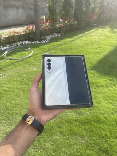 Samsung z fold 3 officiall pta