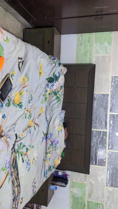 bed dressing side table without mirror without matress