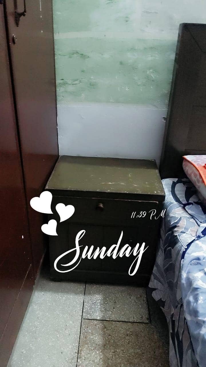 bed dressing side table without mirror without matress 5