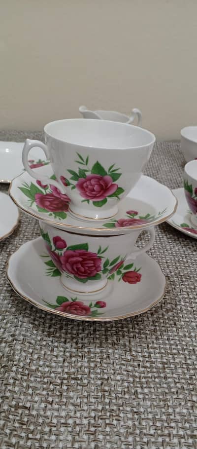 i want to sale my tea  set