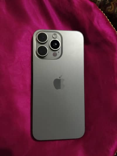 15 pro max with box non pta