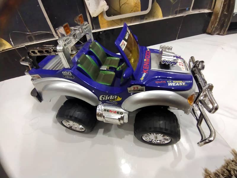 Remote control car 0