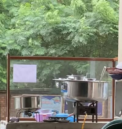 Counter & Utensils + setup for sale