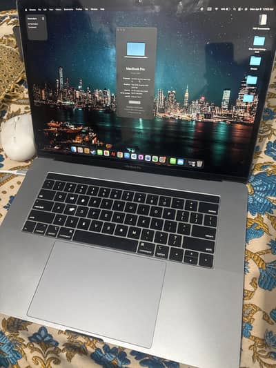 MacBook Pro 2018 Core i9 (Space Grey)