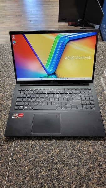 Gaming Laptop Ryzen 5 8GB DDR5 RAM 512GB NVMe 1080p FHD = i5 11th Gen