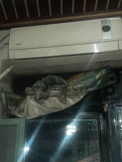 10 by 10 set gree ac