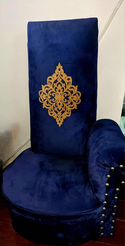 ROYAL BLUE VELVET HIGH BACK CHAIR