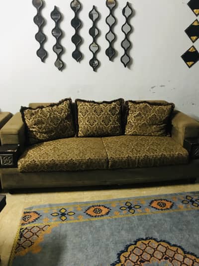 5 seater sofa brown colour