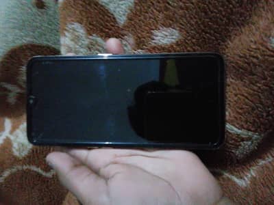 oppo f11 Thora signal problem hai call bhot Kam ati hai i