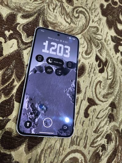Nothing Phone 2 — 12GB / 512GB | Cracked Back Glass