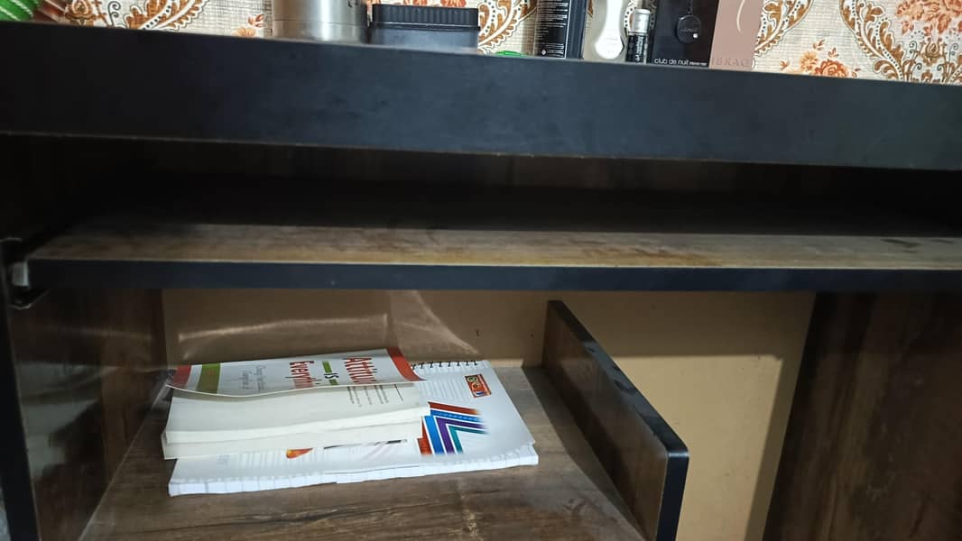 Study Table with Foldable Chair 3