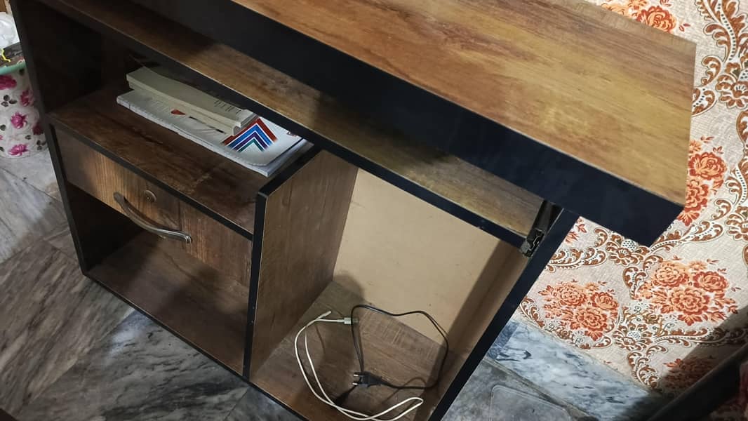 Study Table with Foldable Chair 4