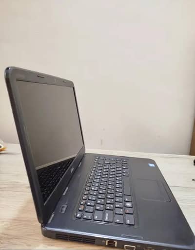 Dell laptop lush condition own use laptop