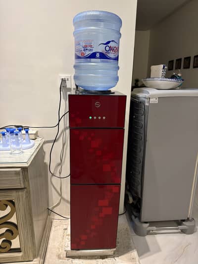 PEL WATER DISPENSER 10/10