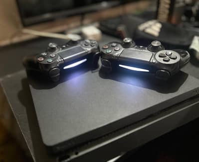 Playstation 4 Slim