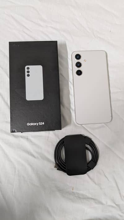 Samsung Galaxy S24 new condition  fully clear