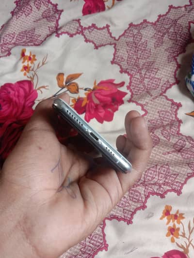 iPhone XS Max 64 gb factory unlock