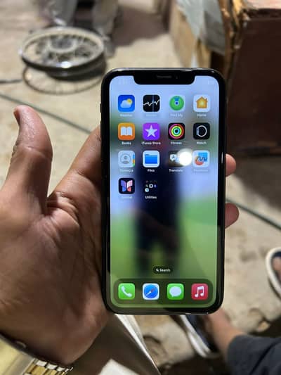 Iphone XR 10/9 condition