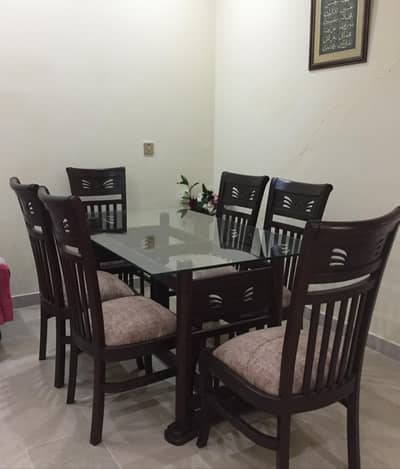 Dinning table 6 chairs