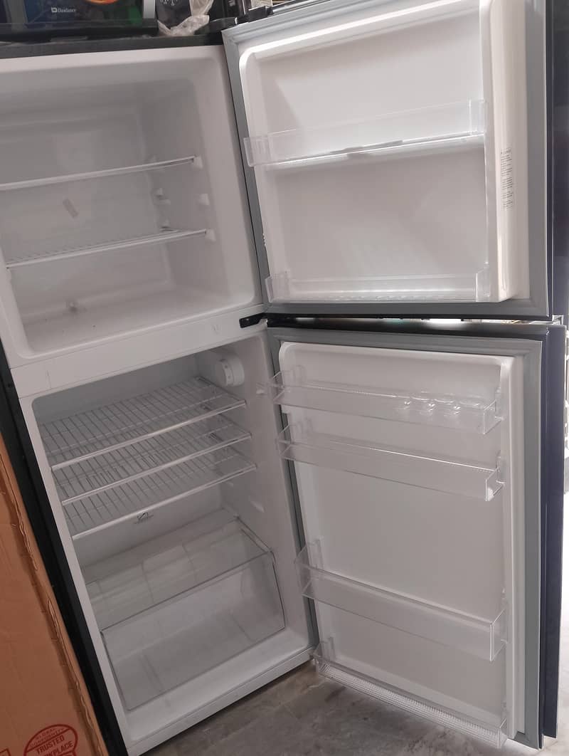 Dawlance Fridge. 2