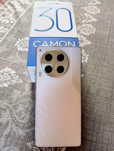 Tecno Camon 30 10/10 condition 12+12 + 256 gb