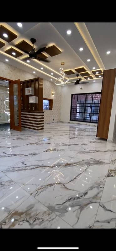 1 Kanal new upper portion for rent with gass