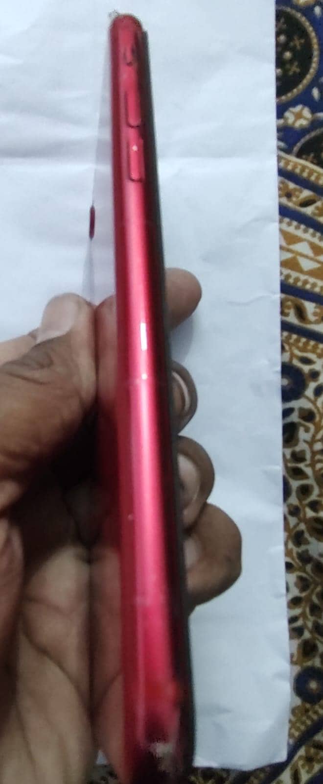 iPhone SE 2nd generation 4